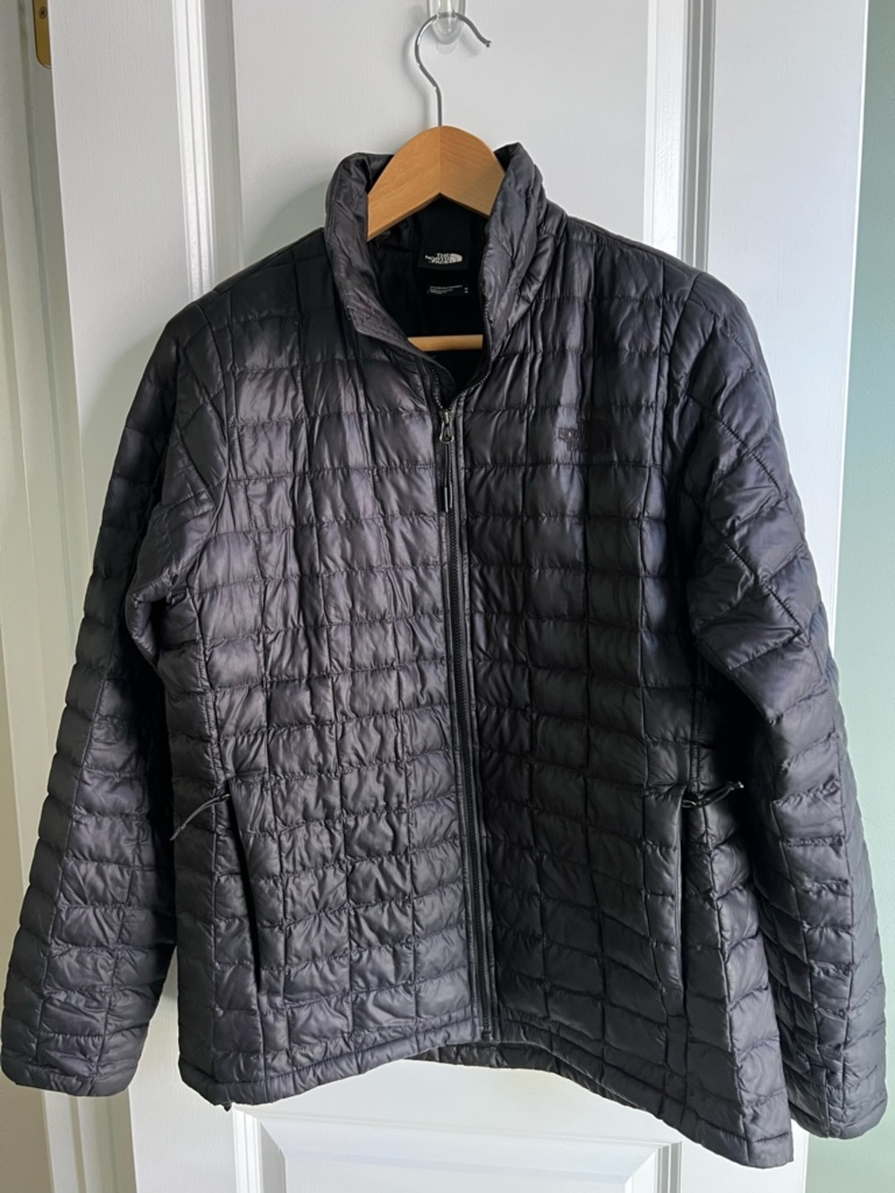 The North Face Thermoball Eco Puffer Jacket Women’s Medium Black Packable
